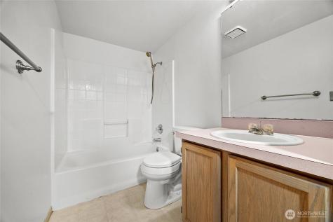 7608 145th Avenue Ct E Sumner WA 98390