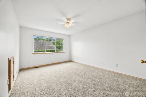 7608 145th Avenue Ct E Sumner WA 98390