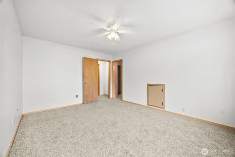 7608 145th Avenue Ct E Sumner WA 98390