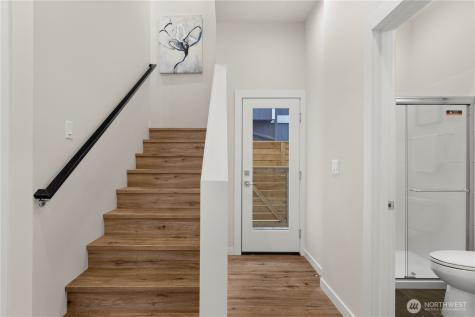 9518 Interlake Avenue N Seattle WA 98103