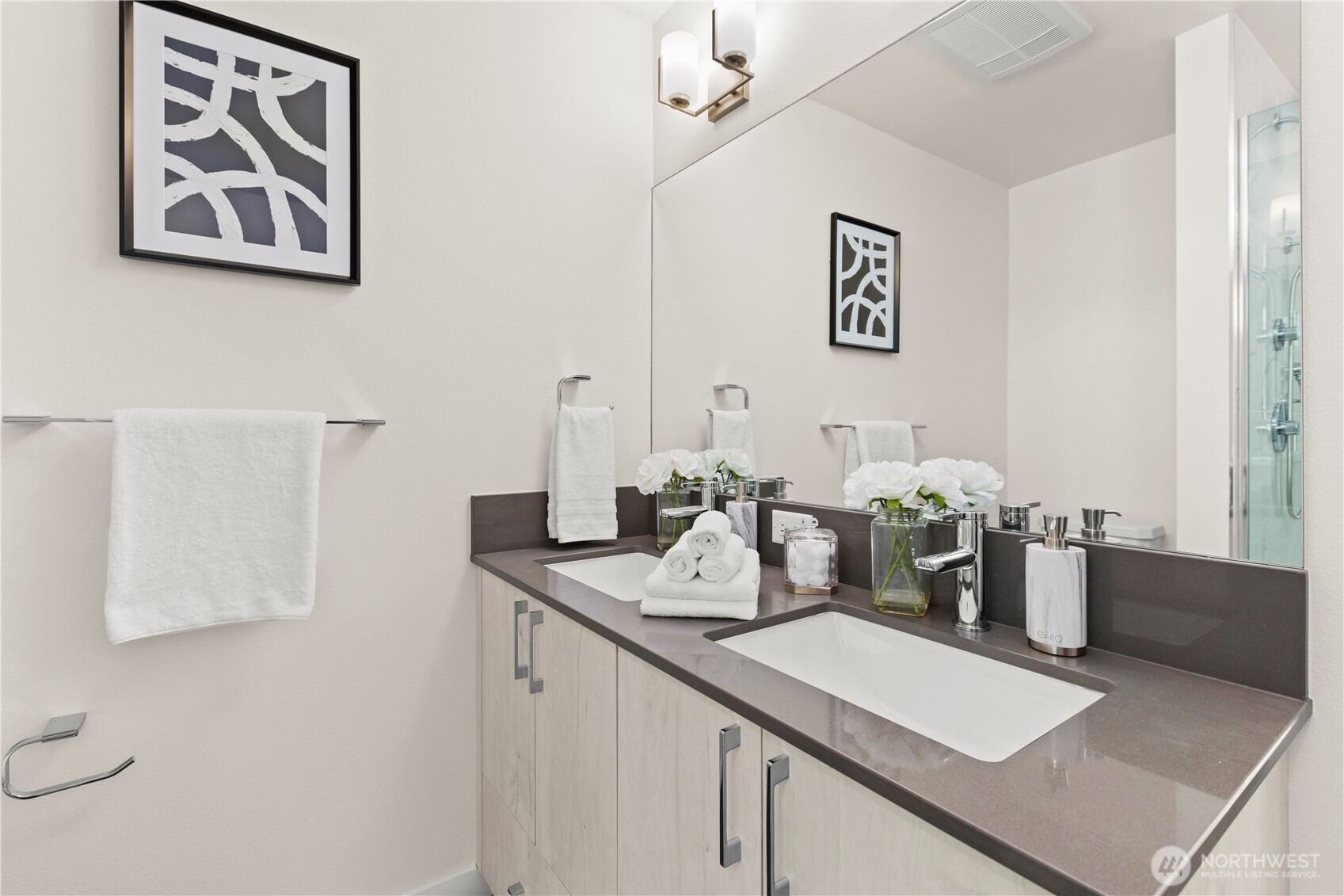 9518 Interlake Avenue N Seattle WA 98103