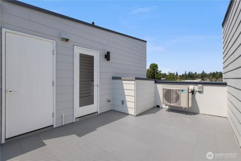 9518 Interlake Avenue N Seattle WA 98103