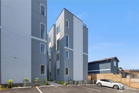 9518 Interlake Avenue N Seattle WA 98103