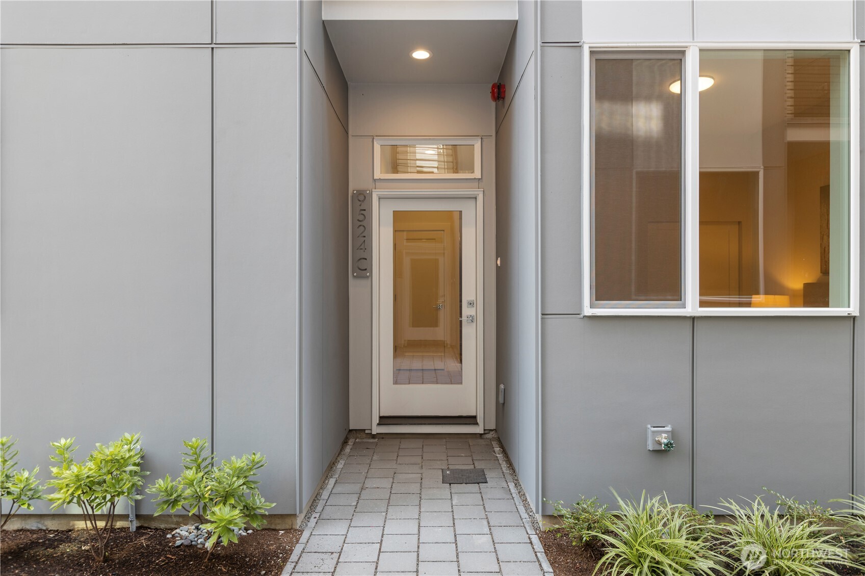 9518 Interlake Avenue N Seattle WA 98103