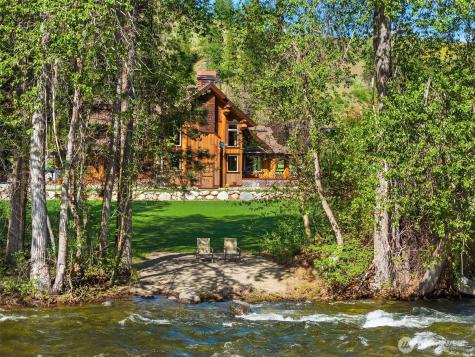 639 Twisp River Road Twisp WA 98856