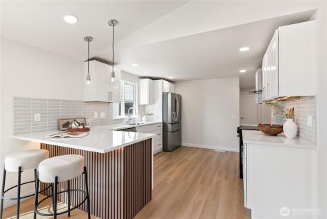 651 S 143rd Place Burien WA 98168