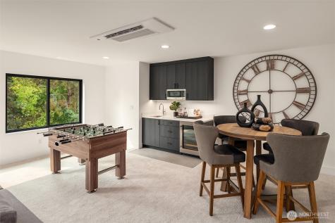 10411 NE 28th Place Bellevue WA 98004