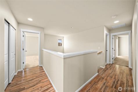 1167 32nd Place NE Auburn WA 98002