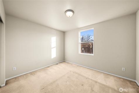 1167 32nd Place NE Auburn WA 98002