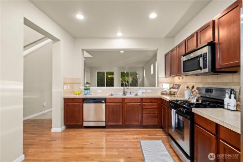 1167 32nd Place NE Auburn WA 98002
