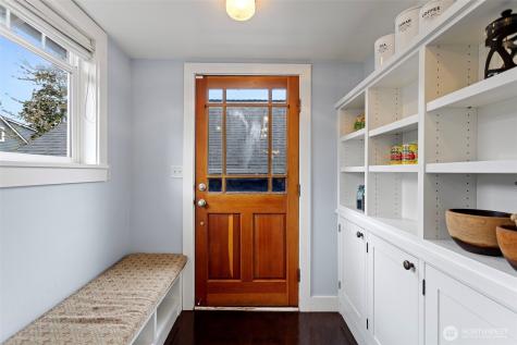 5151 S Orchard Street Seattle WA 98118
