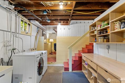 5151 S Orchard Street Seattle WA 98118