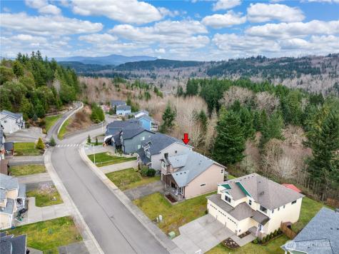 655 Joy Street Eatonville WA 98328