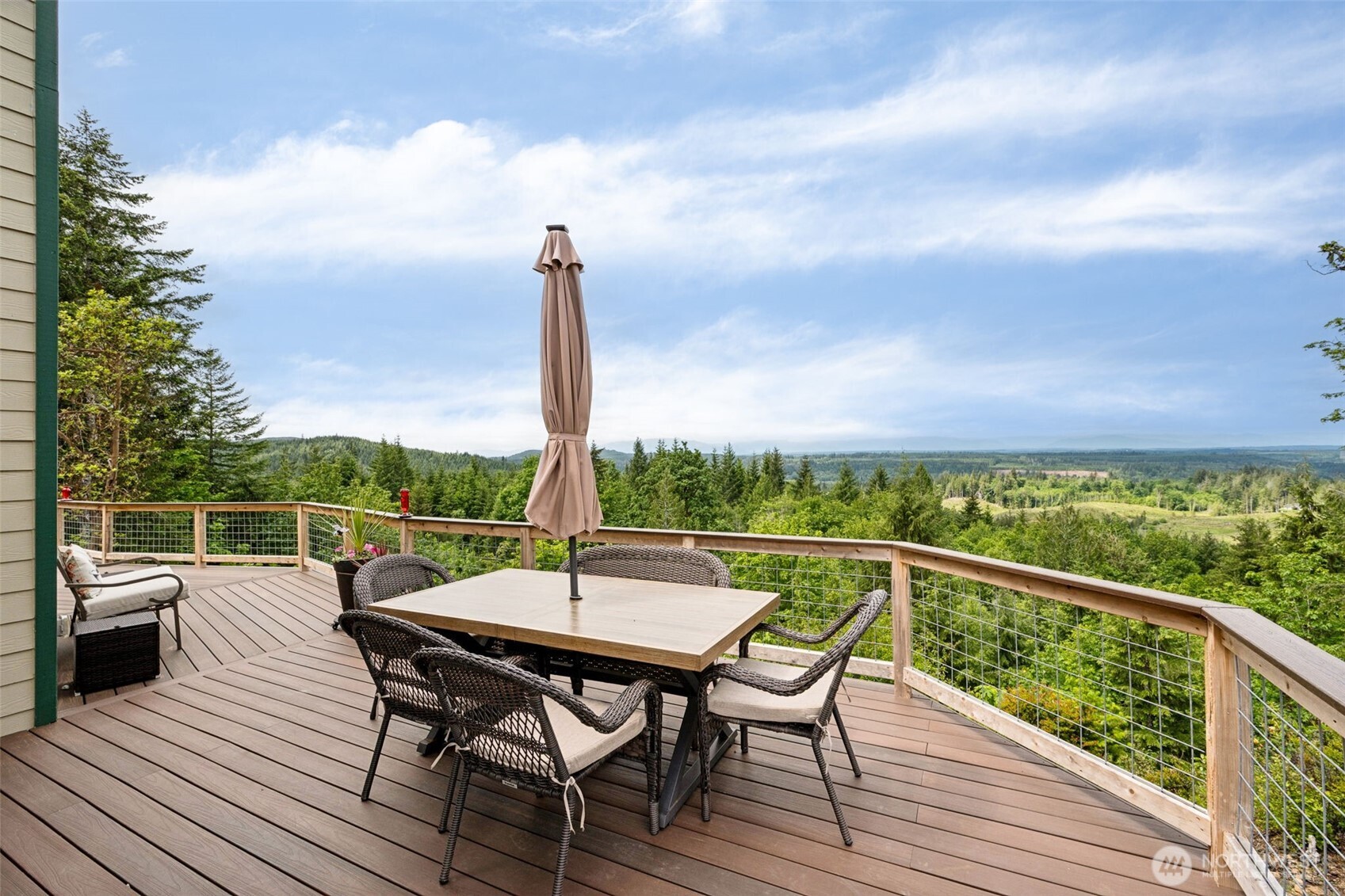 90 W Jeanne Saeger Loop Shelton WA 98584