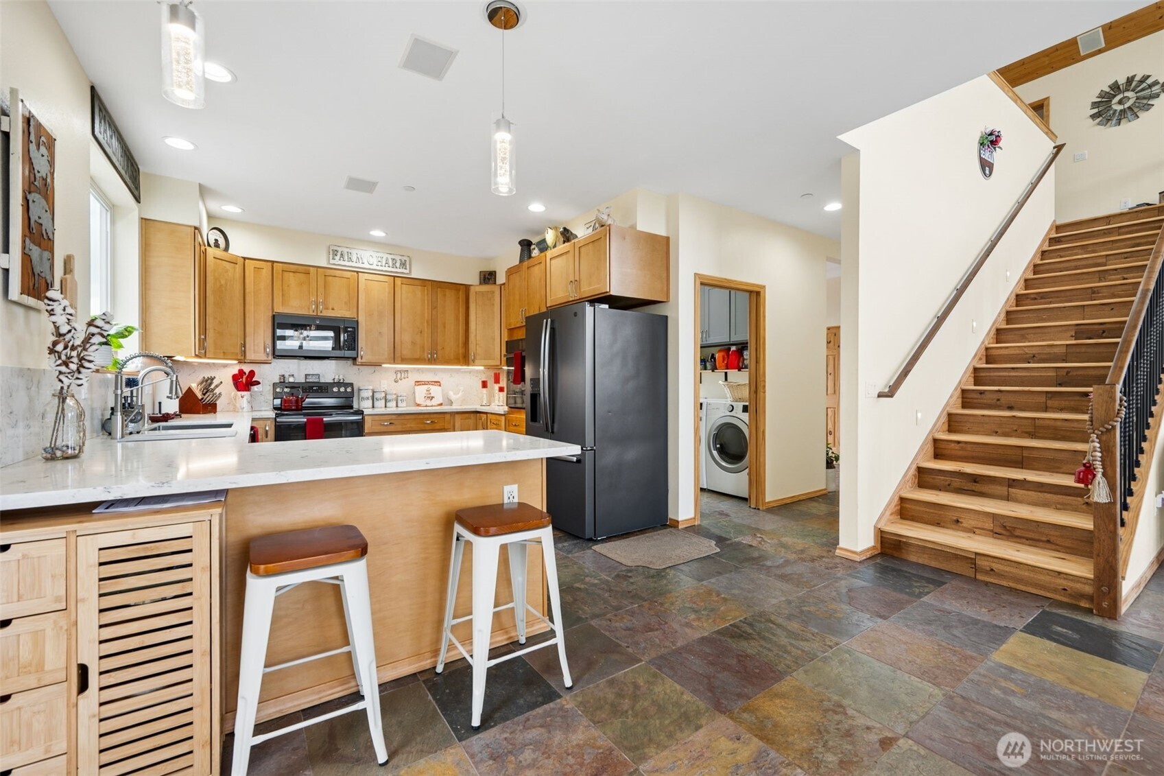 90 W Jeanne Saeger Loop Shelton WA 98584