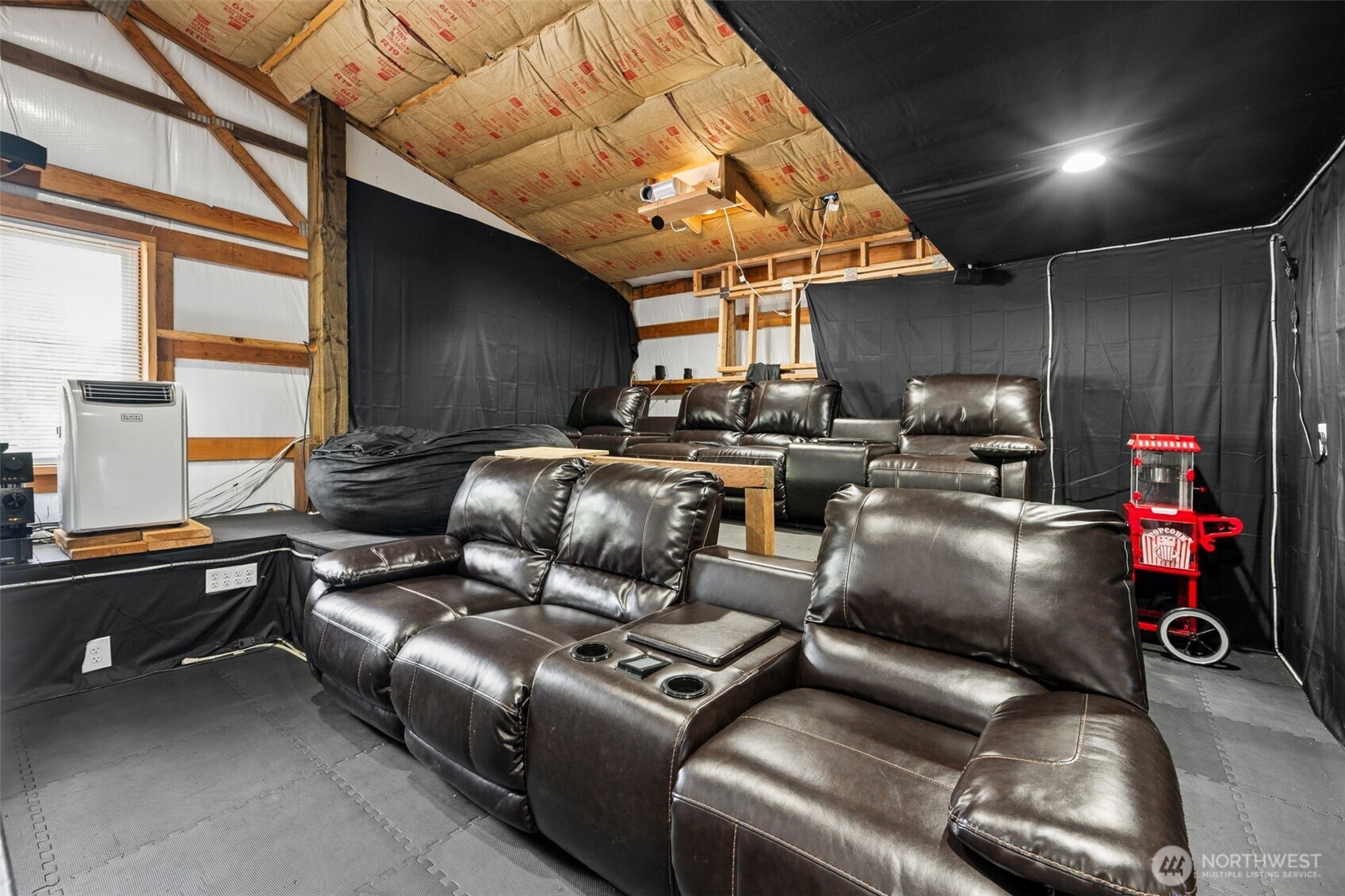 90 W Jeanne Saeger Loop Shelton WA 98584