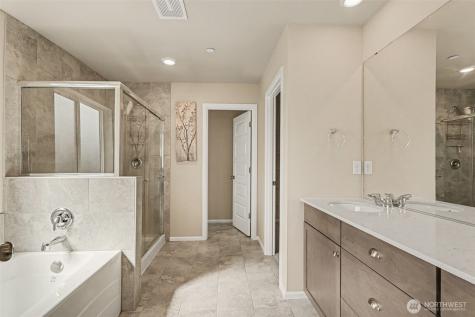 7913 39th Place NE Marysville WA 98270