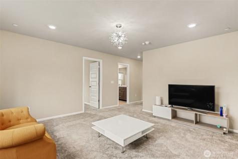 7913 39th Place NE Marysville WA 98270