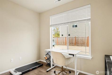 7913 39th Place NE Marysville WA 98270