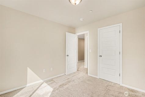 7913 39th Place NE Marysville WA 98270