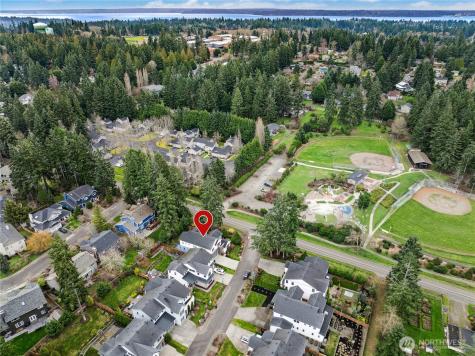 8784 NE Winslow Grove Court Bainbridge Island WA 98110