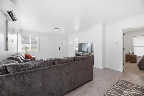 1511 S 47th Street Tacoma WA 98408