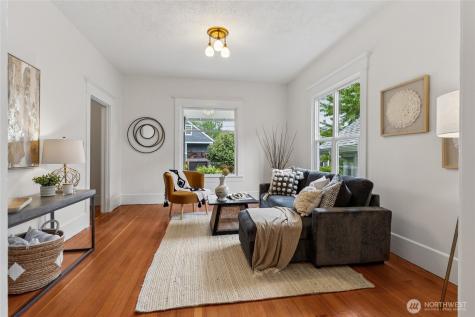 1830 N 54th Street Seattle WA 98103