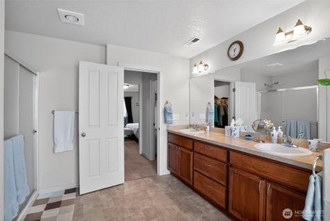 6810 NE 106th Street Vancouver WA 98686