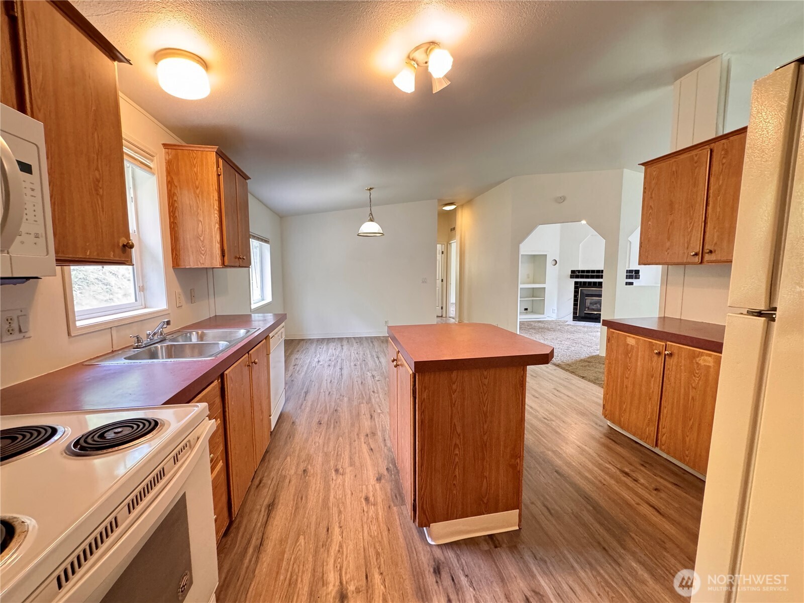 60 N Charles Place Hoodsport WA 98548