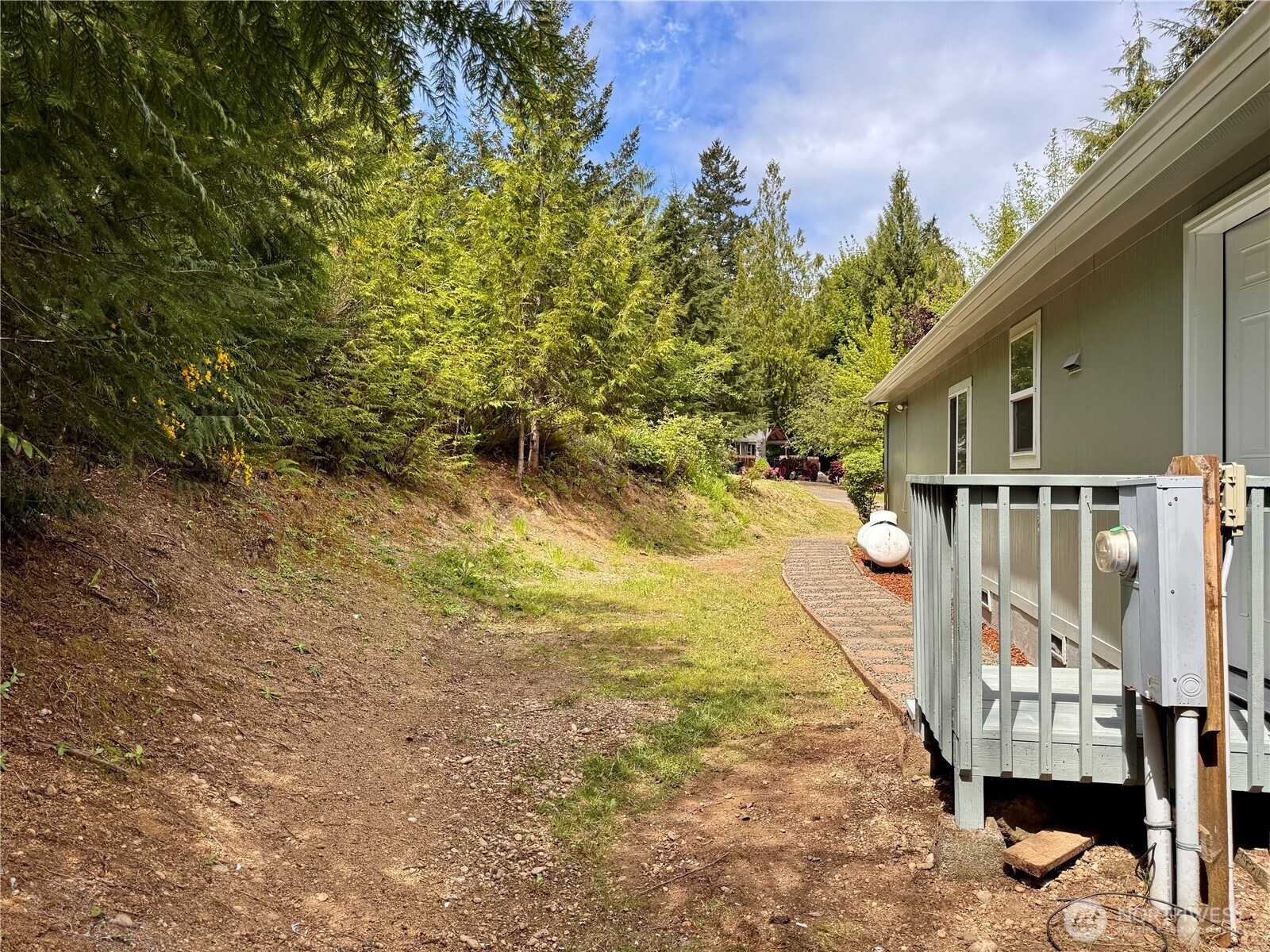 60 N Charles Place Hoodsport WA 98548