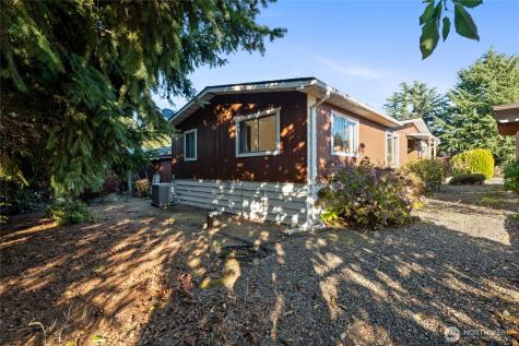 12314 122nd Avenue Court Puyallup WA 98374