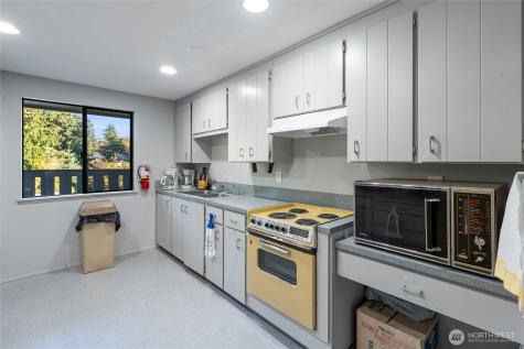 12314 122nd Avenue Court Puyallup WA 98374