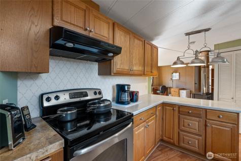 12314 122nd Avenue Court Puyallup WA 98374