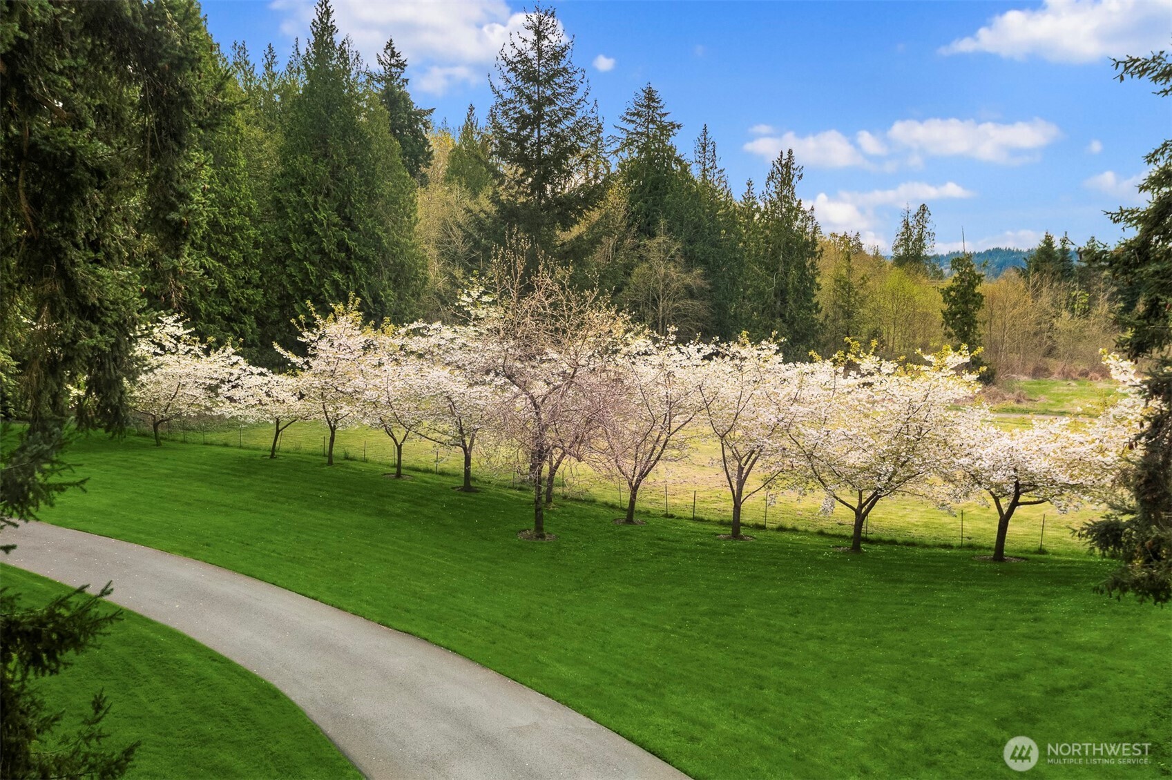 9607 208th Avenue NE Redmond WA 98053