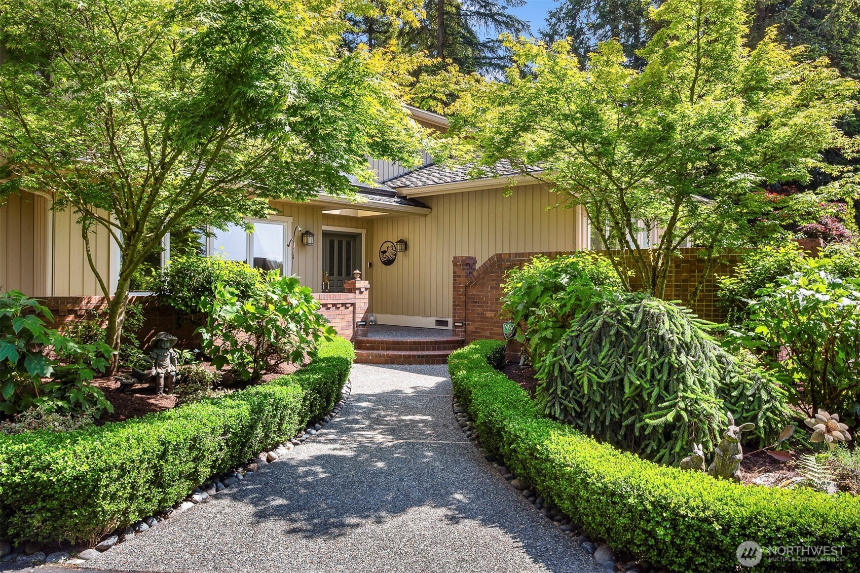 9607 208th Avenue NE Redmond WA 98053