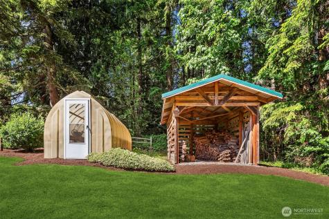 9607 208th Avenue NE Redmond WA 98053