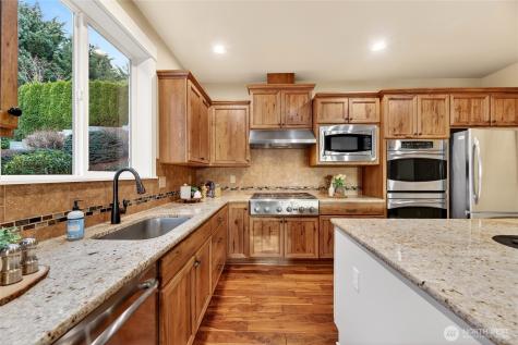 16430 SE 61st Place Bellevue WA 98006