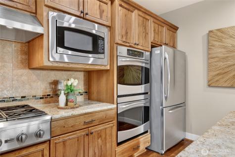 16430 SE 61st Place Bellevue WA 98006