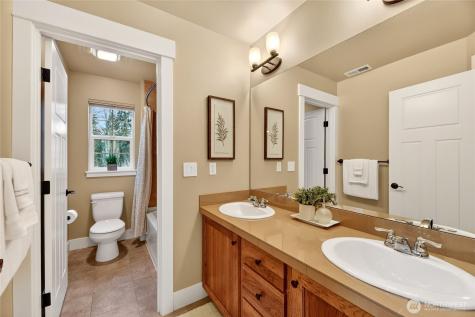 16430 SE 61st Place Bellevue WA 98006
