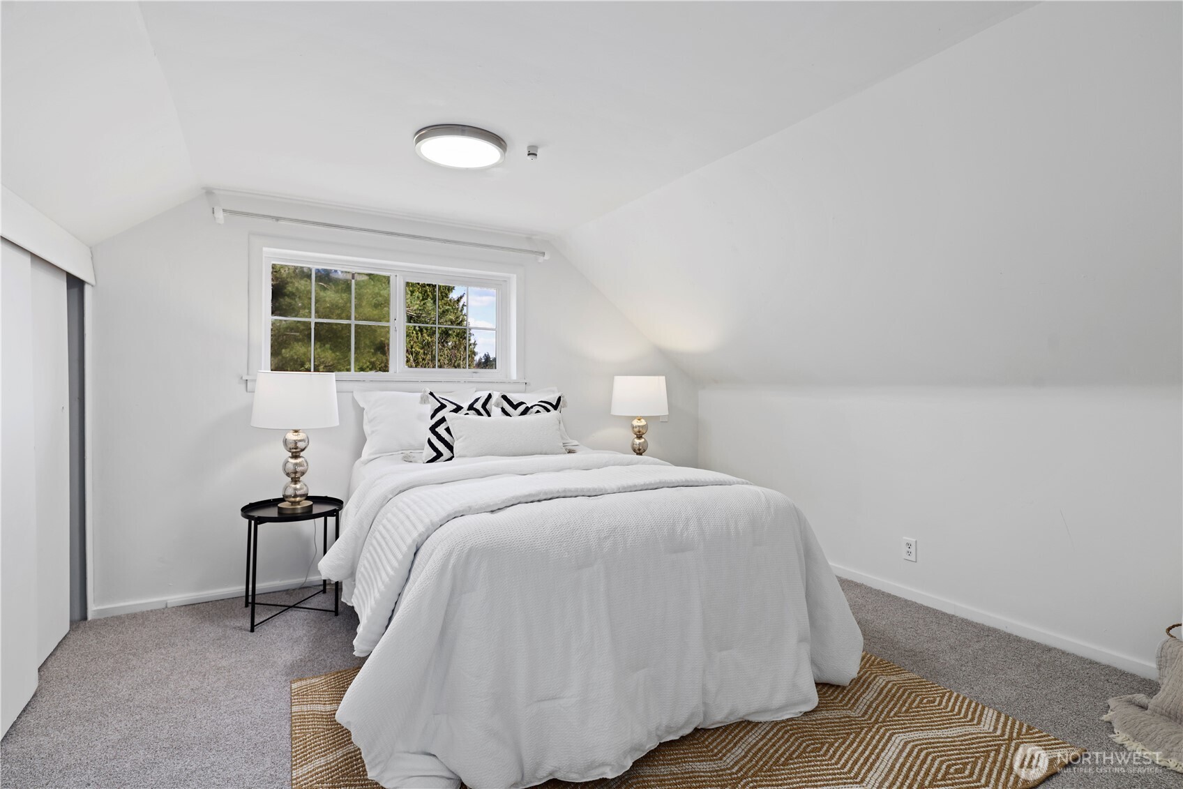 23022 7th Avenue SE Bothell WA 98021