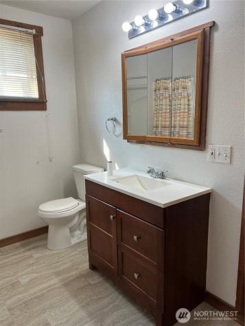 124 Main Street Oroville WA 98844