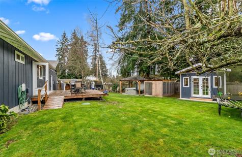 17419 Gravenstein Road Bothell WA 98012