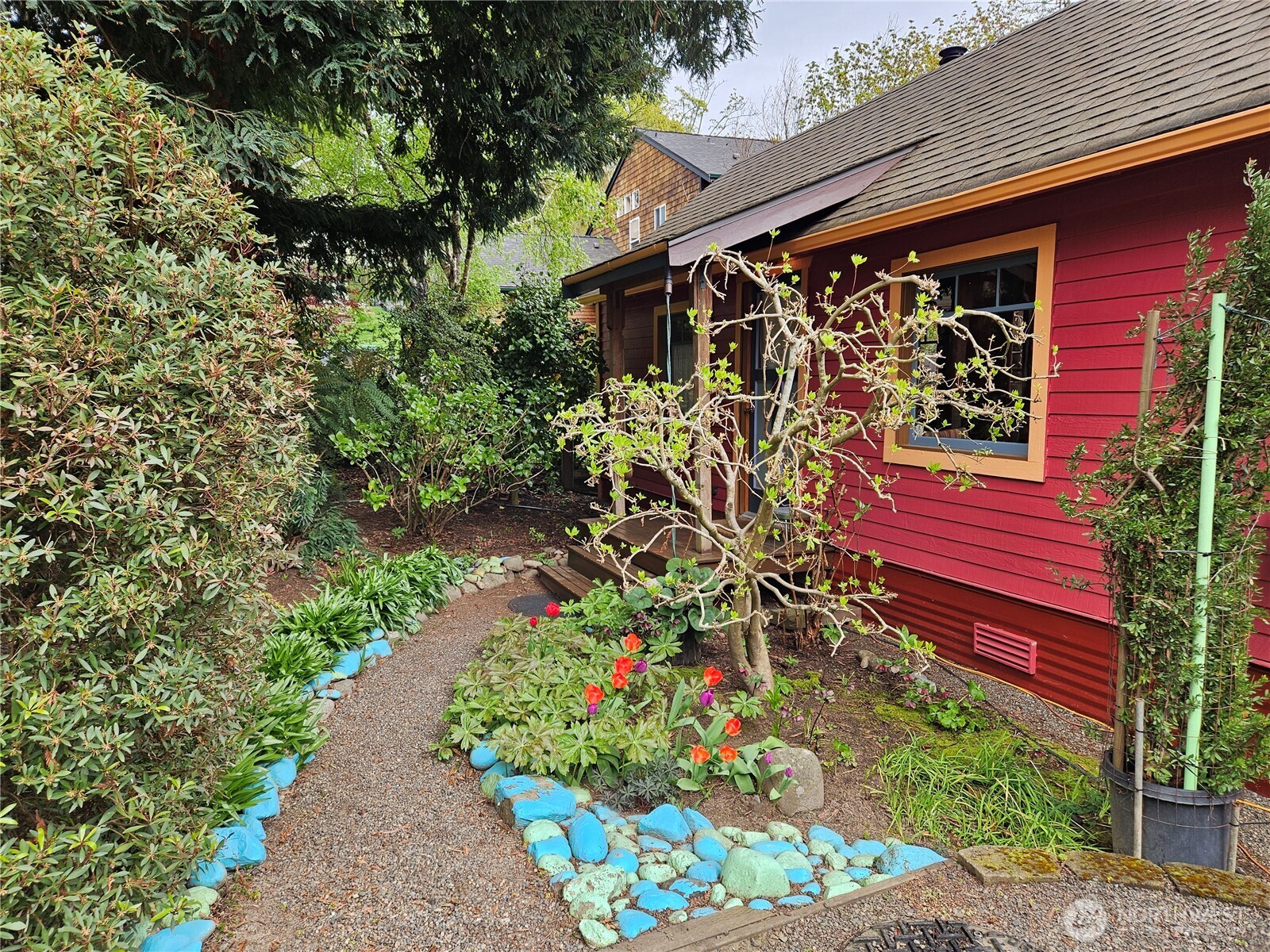 9345 NE Seaview Avenue Indianola WA 98342