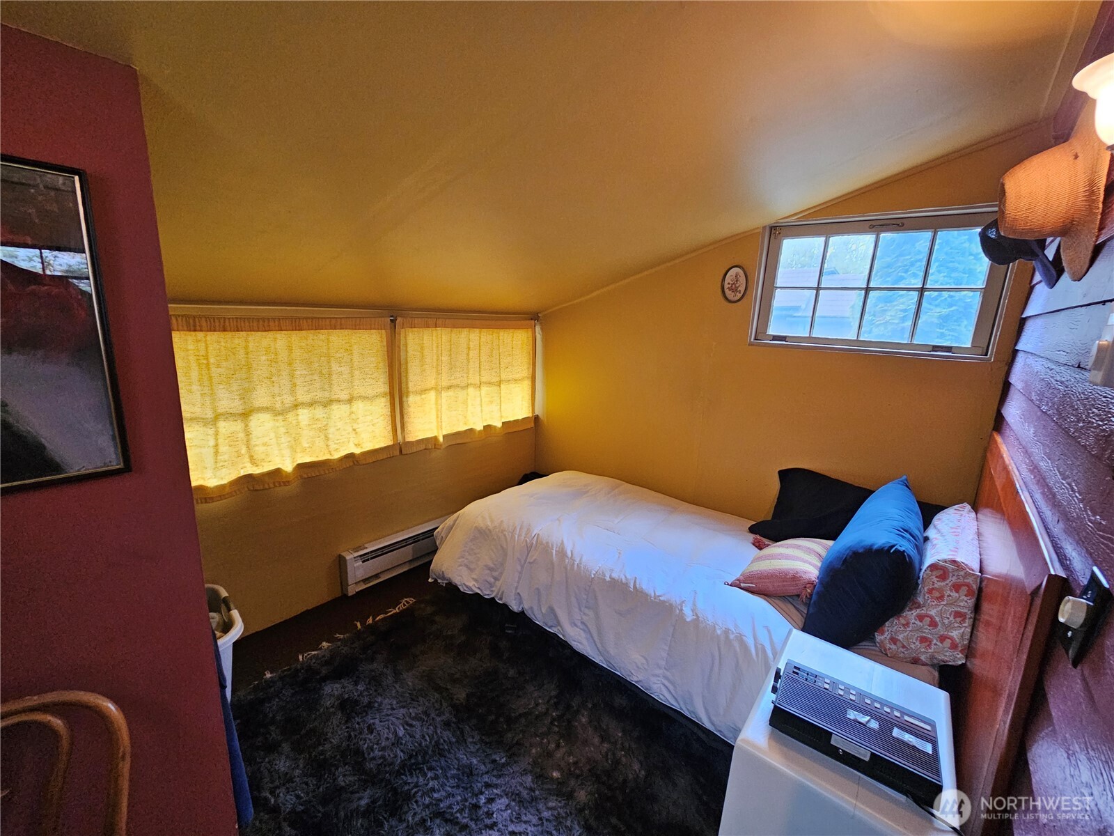 9345 NE Seaview Avenue Indianola WA 98342