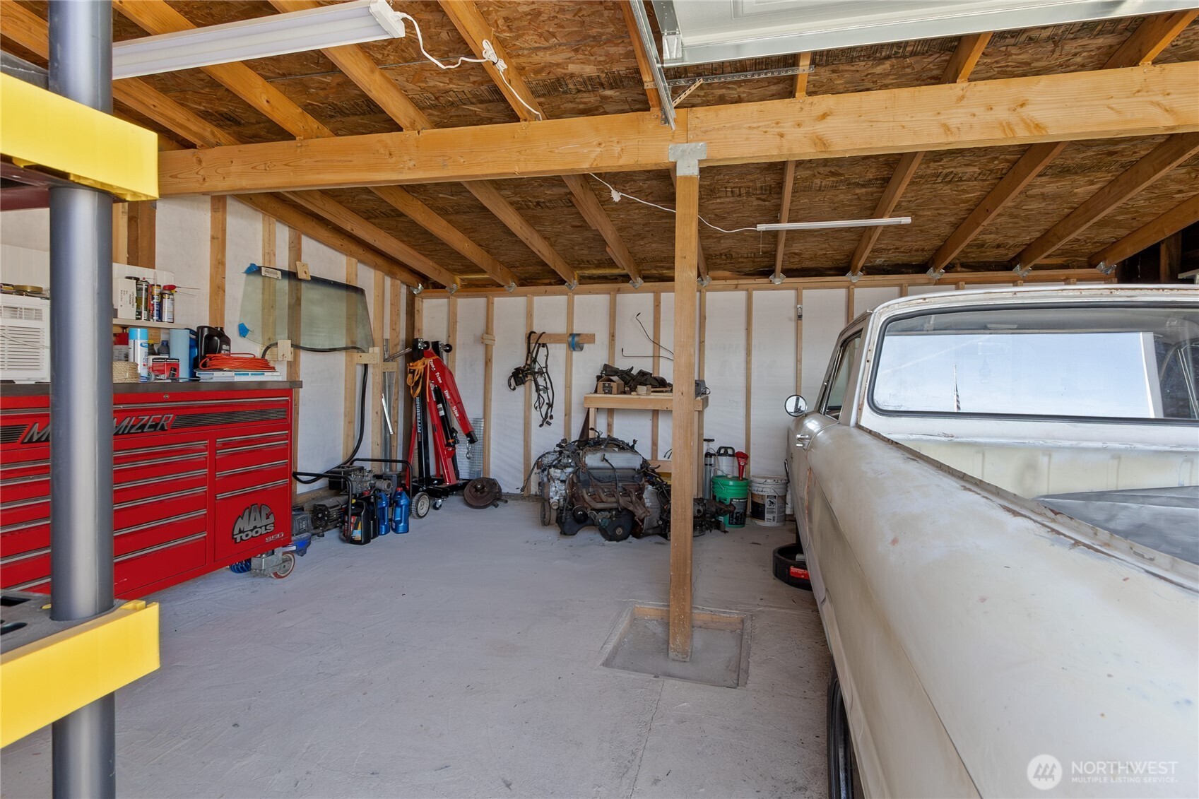 637 Elizabeth Street Sumner WA 98390