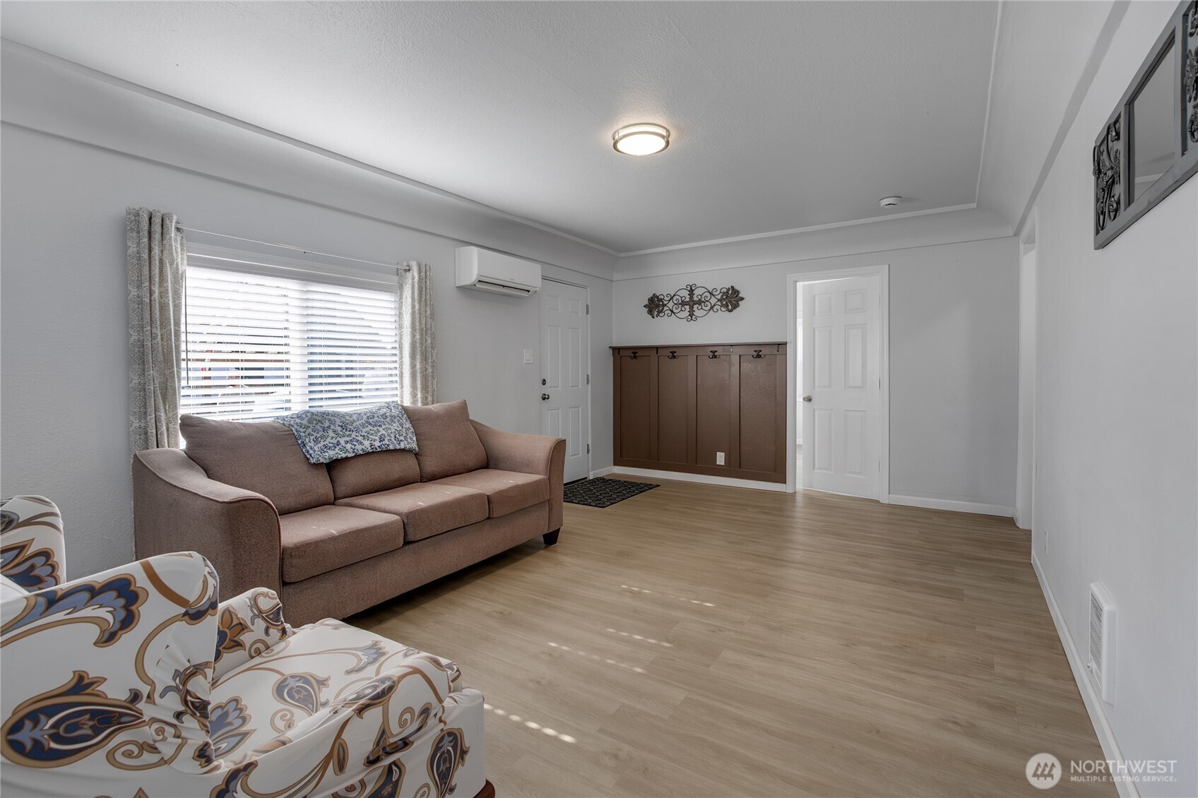 637 Elizabeth Street Sumner WA 98390