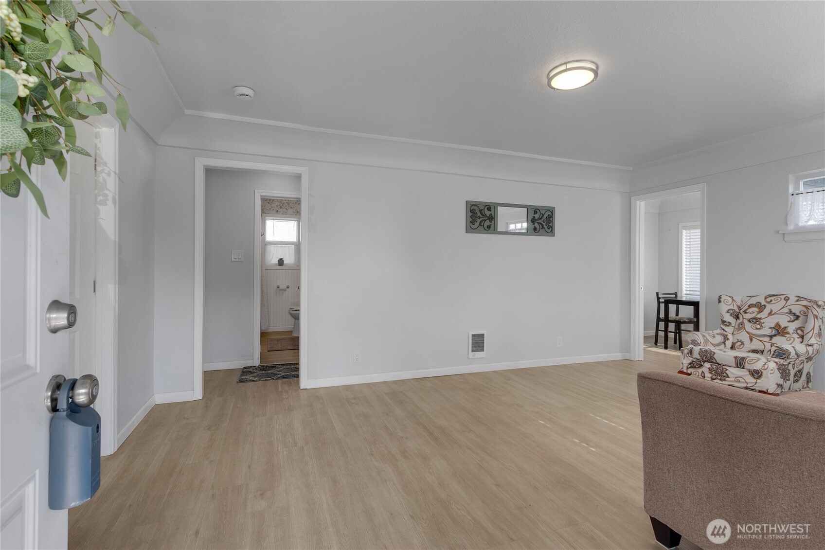 637 Elizabeth Street Sumner WA 98390