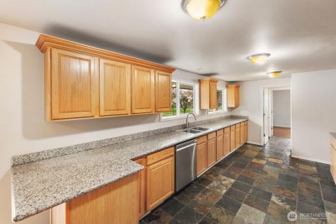 15420 SE 144th Place Renton WA 98059