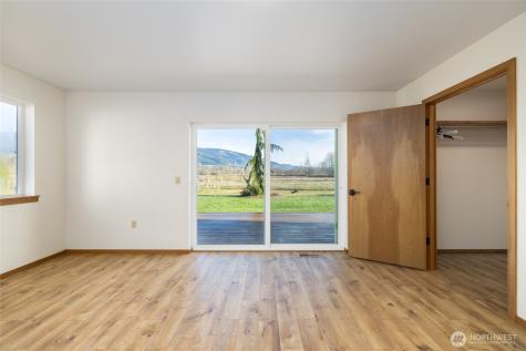965 N Fruitdale Road Sedro Woolley WA 98284