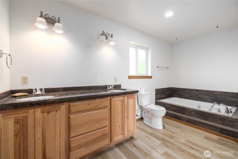965 N Fruitdale Road Sedro Woolley WA 98284